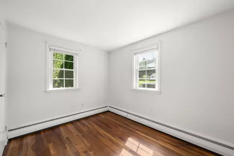 Bedroom - 4 Carson Rd, Woburn, MA 01801 photo 4 of 8