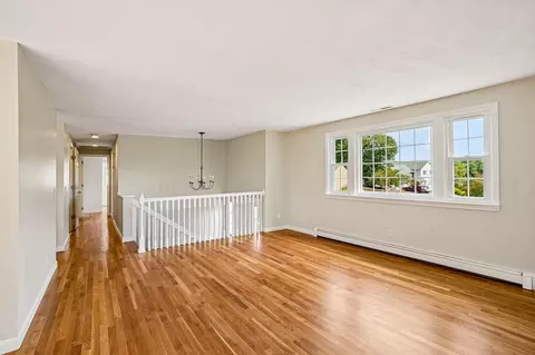 Living - 7 Nirvana Dr, Saugus, MA 01906 photo 2 of 5
