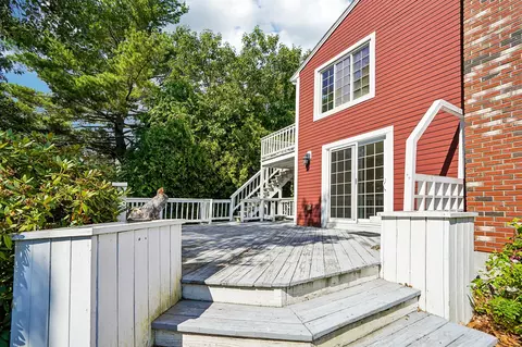Exterior - 7 Nirvana Dr, Saugus, MA 01906 photo 2 of 3