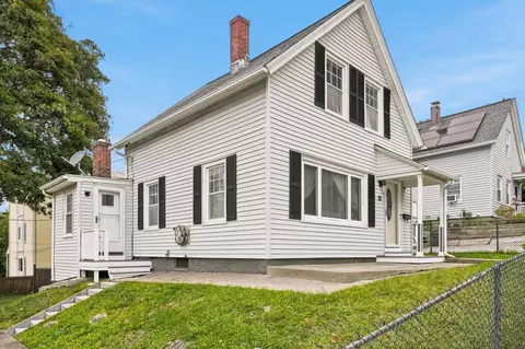Exterior - 25 Orient St, Worcester, MA 01604 photo 7 of 9