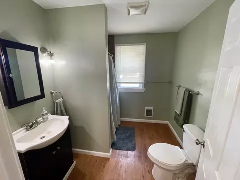 Bath - 222 Parker St, Indian Orchard, MA 01151 photo 2 of 3