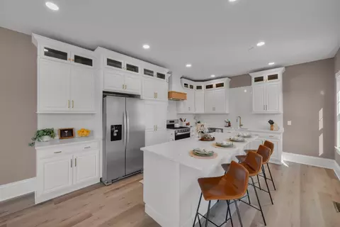 763 Massachusetts Ave #A, Lunenburg, MA 01462