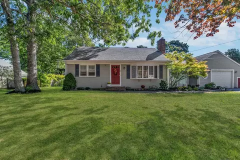 40 Captain Stanley Rd, Yarmouth, MA 02664