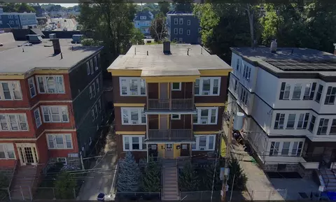 10 Verrill St, Boston, MA 02126