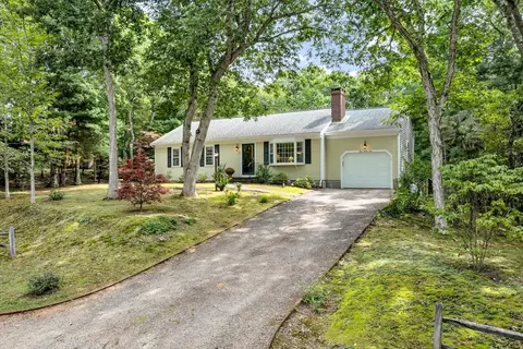 439 Holly Ave, Brewster, MA 02631