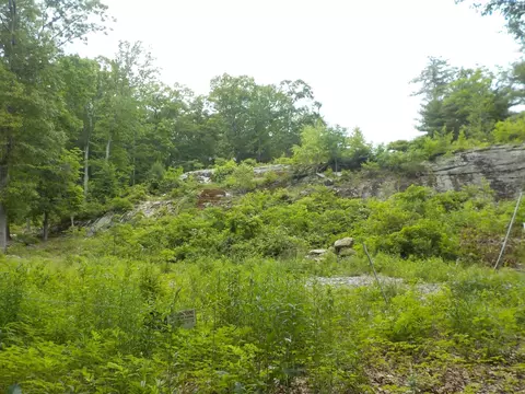 0 Belfield Dr, Johnston, RI 02919