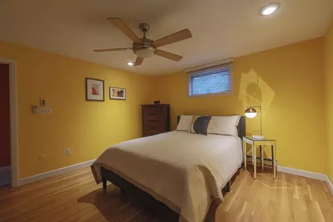 Bedroom - 12 Stevens Pl, Saugus, MA 01906 photo 3 of 4