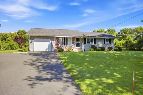 24 Doane Ter, South Hadley, MA 01075