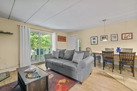 296 Commercial St #34, Braintree, MA 02184