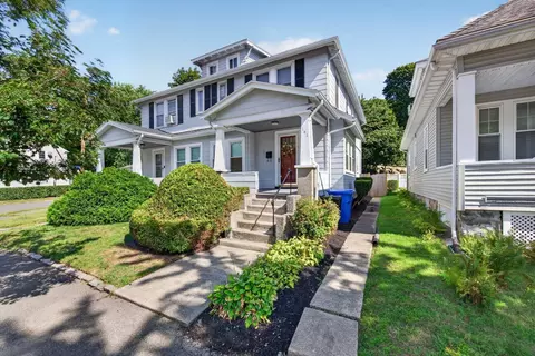 141-143 Stetson Ave #1, Swampscott, MA 01907