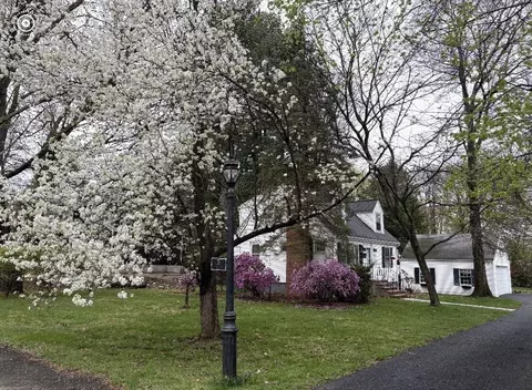 Exterior - 76 Curtis St, Reading, MA 01867 photo 8 of 8