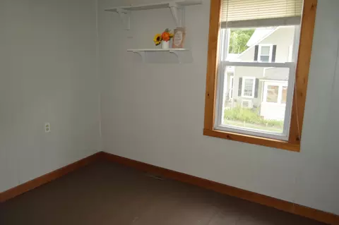 Bedroom - 444 Putnam Hill Rd, Sutton, MA 01590 photo 2 of 6