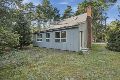 Exterior - 14 Crooked River Rd, Wareham, MA 02571 photo 7 of 8