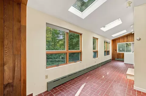 Entry Way - 14 Crooked River Rd, Wareham, MA 02571 photo 2 of 2