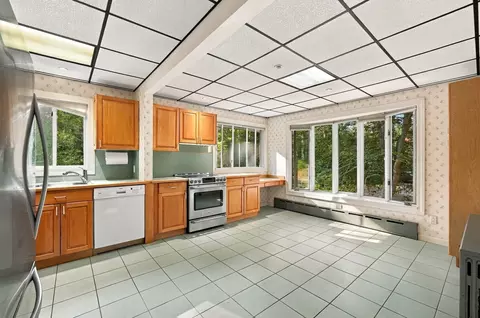 Kitchen - 14 Crooked River Rd, Wareham, MA 02571 photo 1 of 5