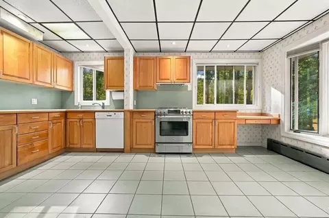 Kitchen - 14 Crooked River Rd, Wareham, MA 02571 photo 5 of 5