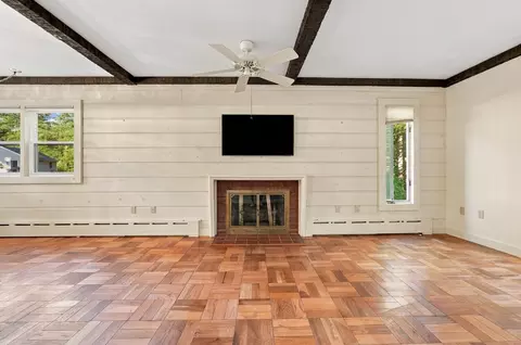 Living - 14 Crooked River Rd, Wareham, MA 02571 photo 4 of 7