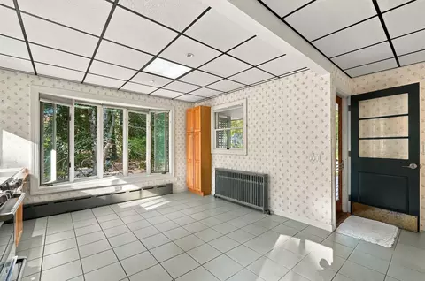 Kitchen - 14 Crooked River Rd, Wareham, MA 02571 photo 2 of 5