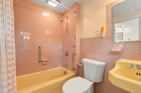 Bath - 14 Crooked River Rd, Wareham, MA 02571 photo 5 of 5