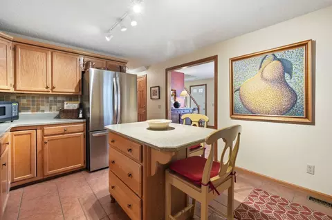 Kitchen - 11 Stephanie Cir, Springfield, MA 01129 photo 2 of 3