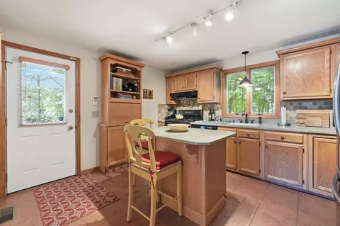 Kitchen - 11 Stephanie Cir, Springfield, MA 01129 photo 1 of 3