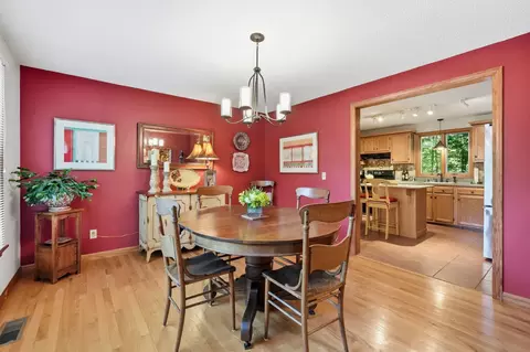Dining - 11 Stephanie Cir, Springfield, MA 01129 photo 3 of 4