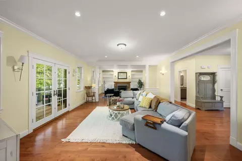 Living - 250 Meadowbrook Rd, Dedham, MA 02026 photo 2 of 4