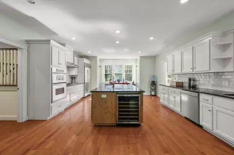 Kitchen - 250 Meadowbrook Rd, Dedham, MA 02026 photo 3 of 4