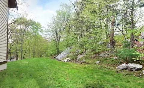 Exterior - 250 Meadowbrook Rd, Dedham, MA 02026 photo 6 of 7