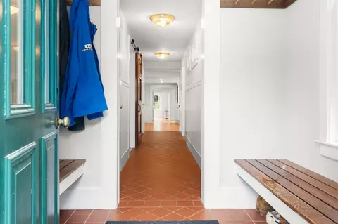 Entry Way - 19-21 Downfall Rd, Newbury, MA 01922 photo 3 of 3
