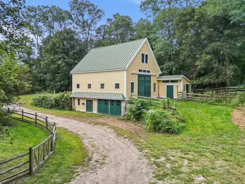 Exterior - 19-21 Downfall Rd, Newbury, MA 01922 photo 7 of 11