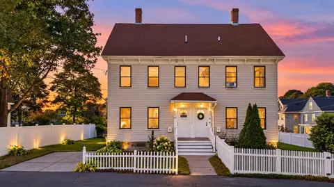 22 Cleveland St #22, North Andover, MA 01845