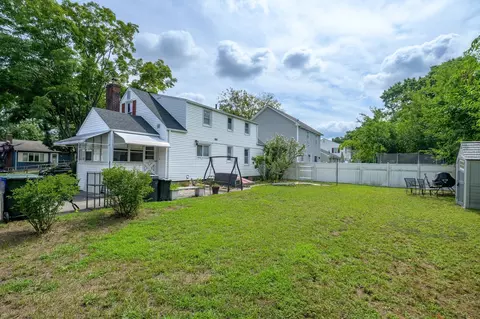 Exterior - 44 Arthur St, Springfield, MA 01104 photo 3 of 8