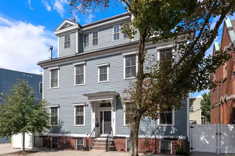 Exterior - 482 E Fourth St #4, Boston, MA 02127 photo 5 of 6