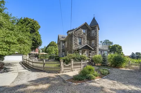 35 Grandview Ave #1, Medford, MA 02155