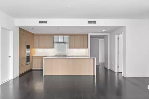 150 Seaport Blvd #16F, Boston, MA 02210