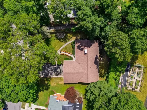 View/Area - 205 Gardner Rd, Brookline, MA 02445 photo 3 of 5