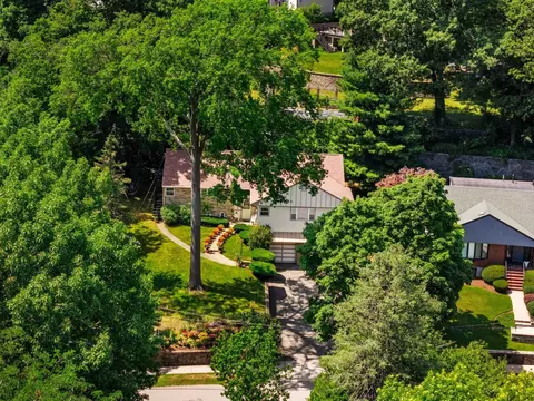 View/Area - 205 Gardner Rd, Brookline, MA 02445 photo 5 of 5