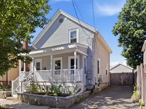 65 Davis St, Malden, MA 02148