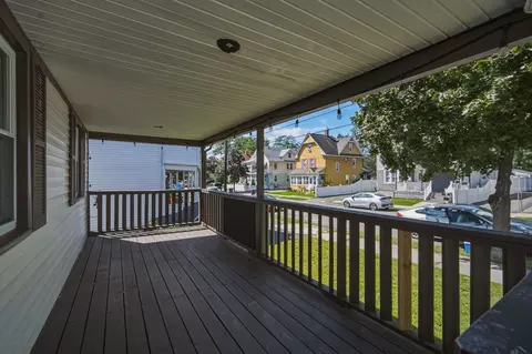 Exterior - 53 Silver St, Springfield, MA 01107 photo 2 of 5