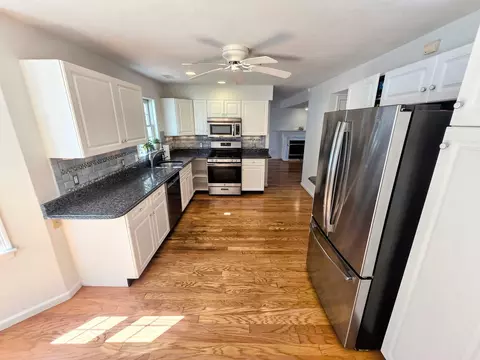 Kitchen - 4 Pintail Rd #4, Walpole, MA 02081 photo 3 of 6