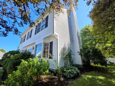 Exterior - 4 Pintail Rd #4, Walpole, MA 02081 photo 6 of 8