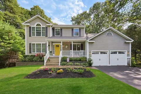 125 Walker St, Seekonk, MA 02771