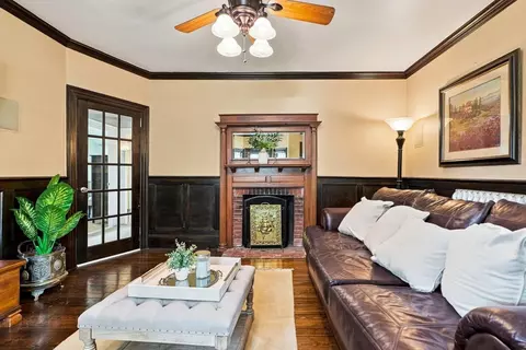 Living - 61 Lowell St, Reading, MA 01867 photo 6 of 7