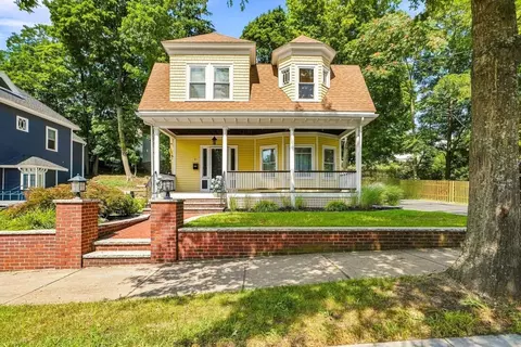 Exterior - 61 Lowell St, Reading, MA 01867 photo 8 of 9