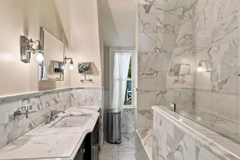 Bath - 61 Lowell St, Reading, MA 01867 photo 2 of 3