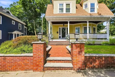 Exterior - 61 Lowell St, Reading, MA 01867 photo 7 of 9
