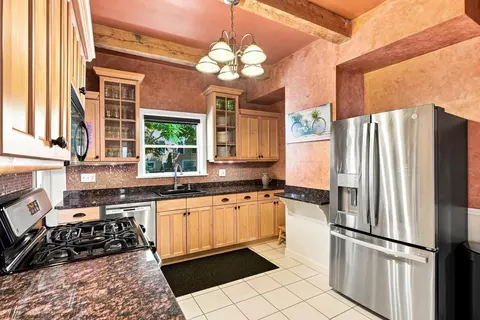 Kitchen - 61 Lowell St, Reading, MA 01867 photo 2 of 4