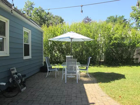 Exterior - 76 Surrey Rd, Springfield, MA 01118 photo 7 of 11