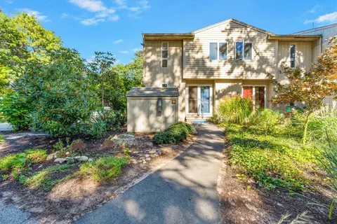 300 Buck Island Rd #4A, Yarmouth, MA 02673